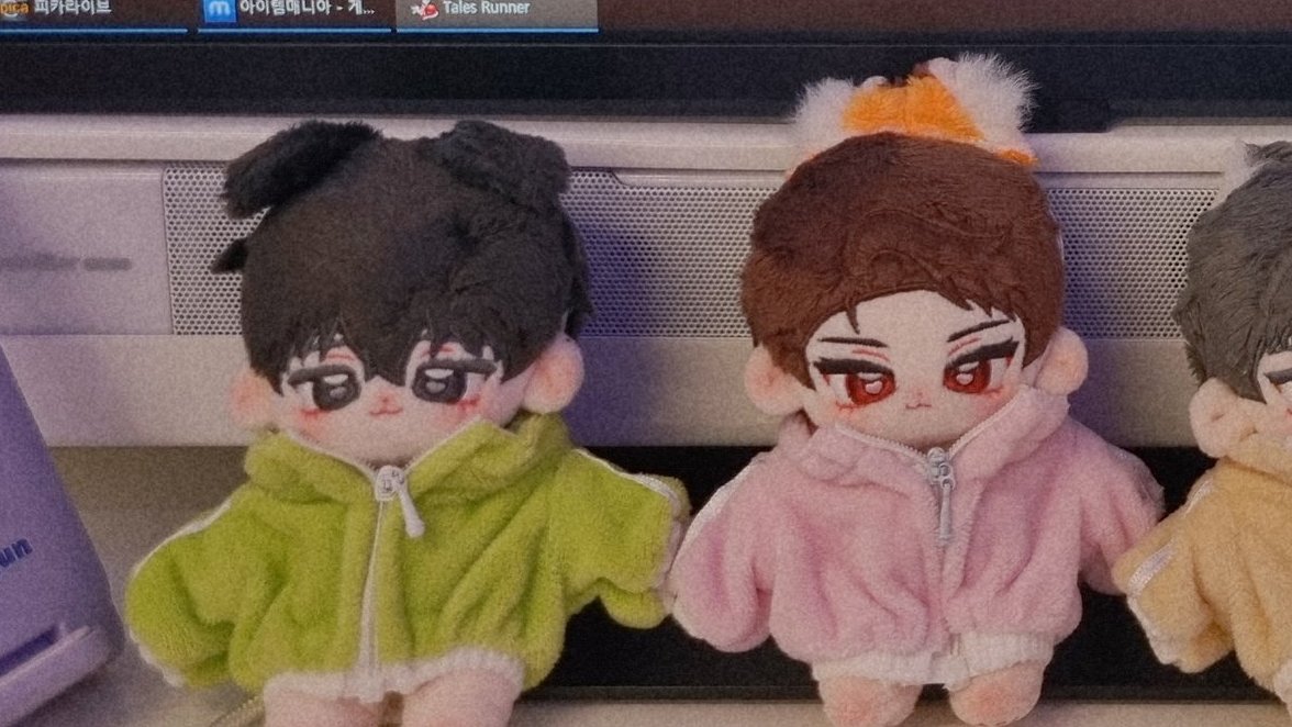 Waffle_nano's tweet photo. 그래도 .. 내 장르 웹툰이라는데 ...
앑추첨 1명
제 창매 갠제 짧뚱창매 복제해드립니다 
당발 후 복제할 거라 시간은 조금 걸림니다
10cm 
귀 고무줄
꼬리 자석
솜깅(사진은 뼈깅)
제작해드릴게요
블랙스완 소장인증 받아욤
업스면 펑 
비계 구독계 거래계는 당발 제외 활동 중이신 1차계만 참여ok https://t.co/0gdwHacFWd