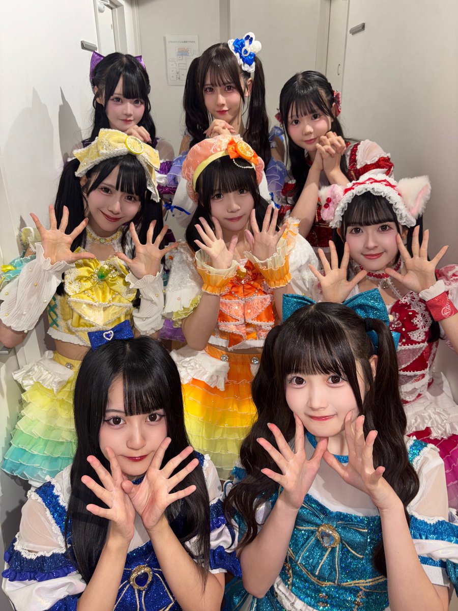 Pasclo_official's tweet photo. CAL&amp;RESさんと2MANライブありがとう🫧
#パスクロ https://t.co/cvXlpi1i3E