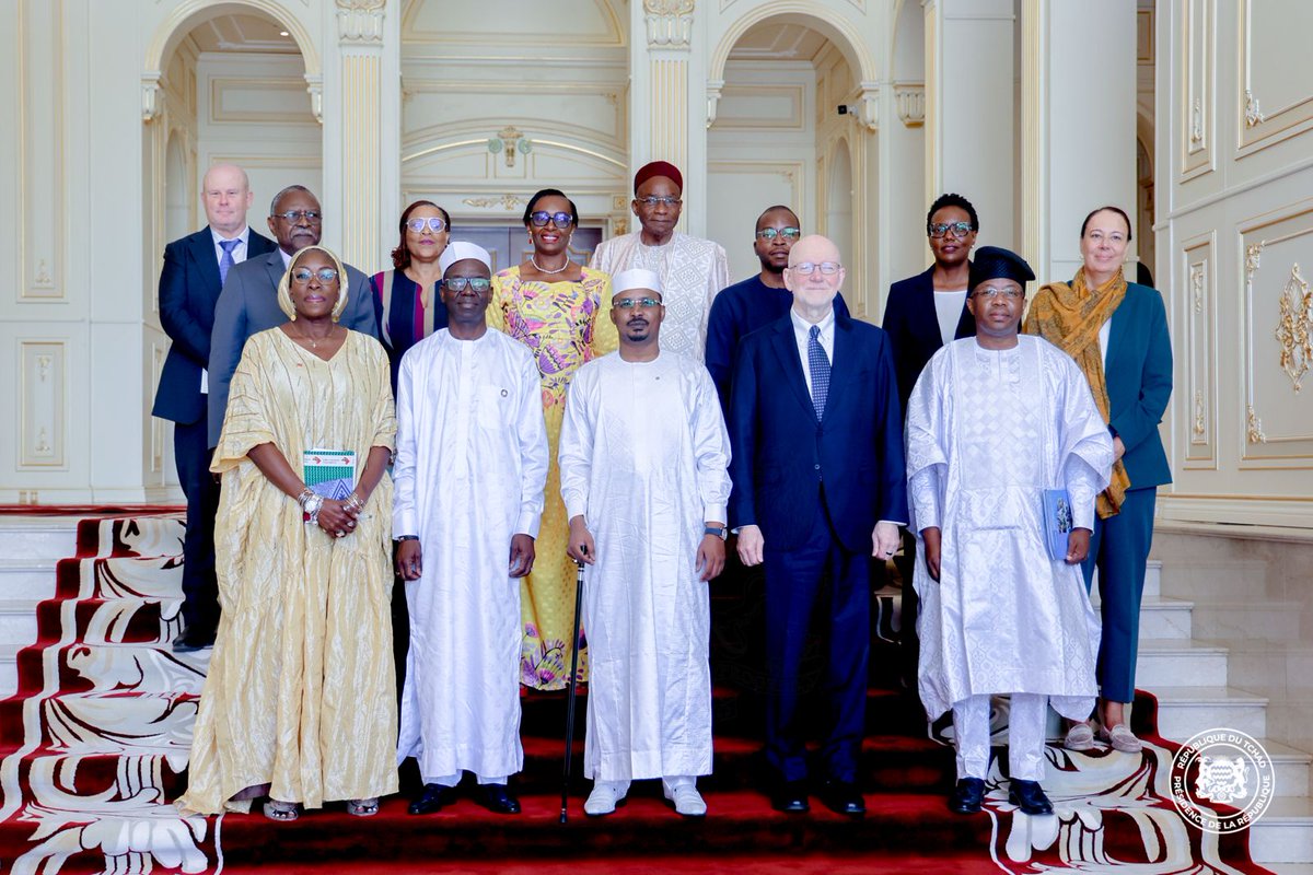 GillesFagninou's tweet photo. Je salue la reconnaissance du Maréchal du Tchad, Président Mahamat Idriss Déby Itno, comme Champion de la vaccination et de l’éradication de la polio. Elle consacre un leadership qui place la protection de chaque enfant au cœur de la souveraineté sanitaire du pays.

Cette reconnaissance donne une nouvelle impulsion à la mobilisation régionale pour faire du Bassin du Lac Tchad un espace où chaque enfant peut être protégé contre la poliomyélite. L’engagement politique au plus haut niveau est essentiel pour maintenir la vaccination de routine au cœur des priorités nationales et accélérer les efforts d’éradication.

Avec @ChrisJElias, @ProfJanabi et les partenaires de @gavi, @AlikoDangoteFdn, @Rotary, @CDCgov et @UNFPA_WCARO, nous avons réaffirmé notre soutien à cette ambition et notre détermination à renforcer l’action collective, au Tchad et dans le Bassin du Lac Tchad