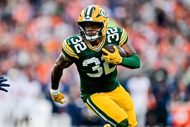 EthanKreagerFF's tweet photo. 23 Sleepers you NEED to target late in drafts (and why):

1. MarShawn Lloyd LED P5 in missed tackles forced/attempt in his last college season. You aren't high enough on him.

2. Jalen Coker was 16th among ALL WRs in receiving yards from week 13 thru the Wild Card round.

3... https://t.co/9RpmK42ZXT