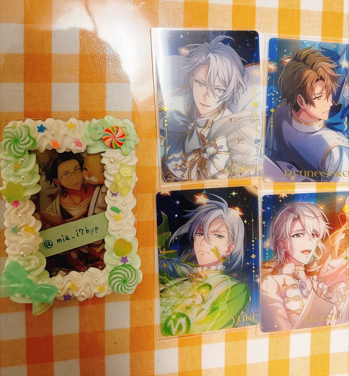 mia_i7hyp's tweet photo. 【交換】アイナナ アイドリッシュセブン 16SS 16 STAR SIGNS クリカ クリアカード

(譲)楽 龍之介 千 巳波

(求)陸 ＞ 大和 トウマ

郵送交換希望。まとめての方、FFさん優先のためお返事少しお時間頂きます。
よろしくお願いいたします。 https://t.co/gamOwJVDbW