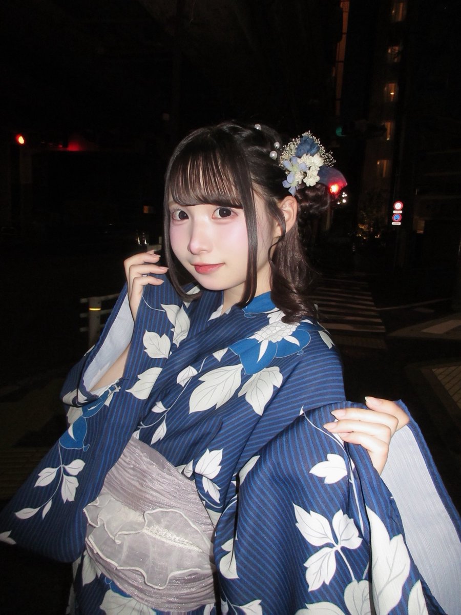 suzu_zuttomo's tweet photo. 8月の最後の思い出も
君と二人で作りたくて⟡.· https://t.co/n61oQNIMqp