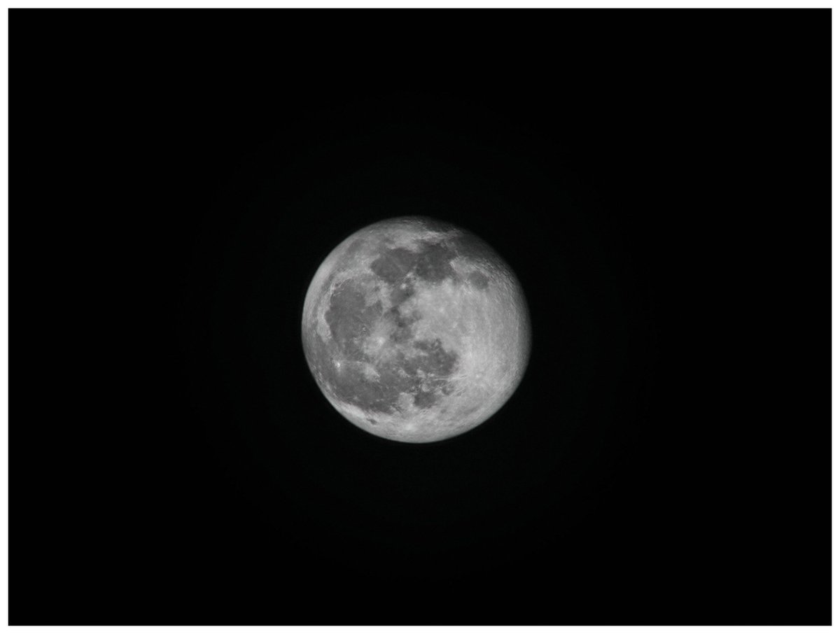 gokull_krrish's tweet photo. 🌌🌕
#ShotOnOppo #FindX9Pro
#NightPhotography #Moon https://t.co/Ex8QrWIYbi