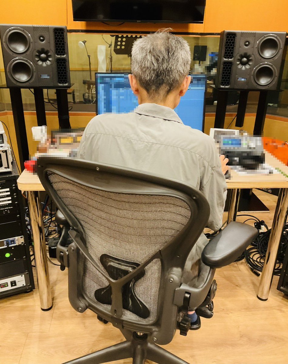 shimono_kousiki's tweet photo. こういうエンジニアさんたちのおかげで、我々声優の仕事は成り立っておりますっ🙏 https://t.co/woSDW7OG07