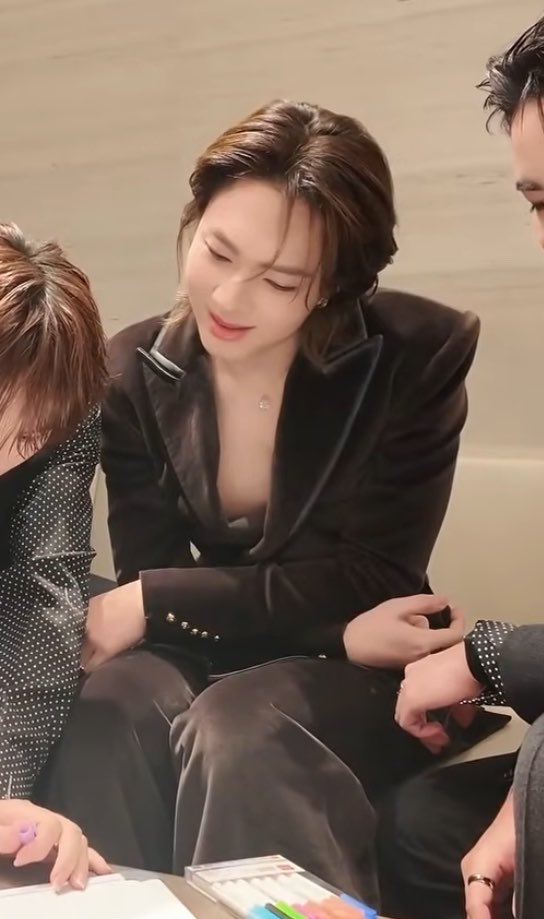 locallzeenew's tweet photo. คนสวยยยยยย https://t.co/XjVkN6eY2S