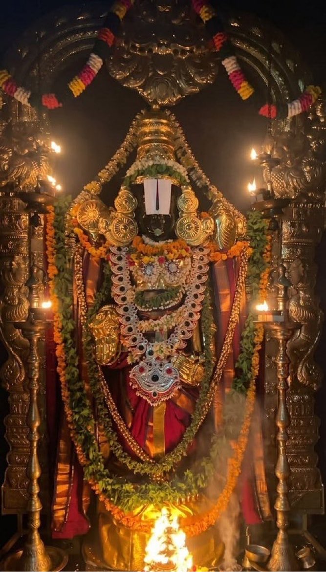 bhumidixit__'s tweet photo. Hari Govinda 🙌 https://t.co/A7L1Q6EbnS