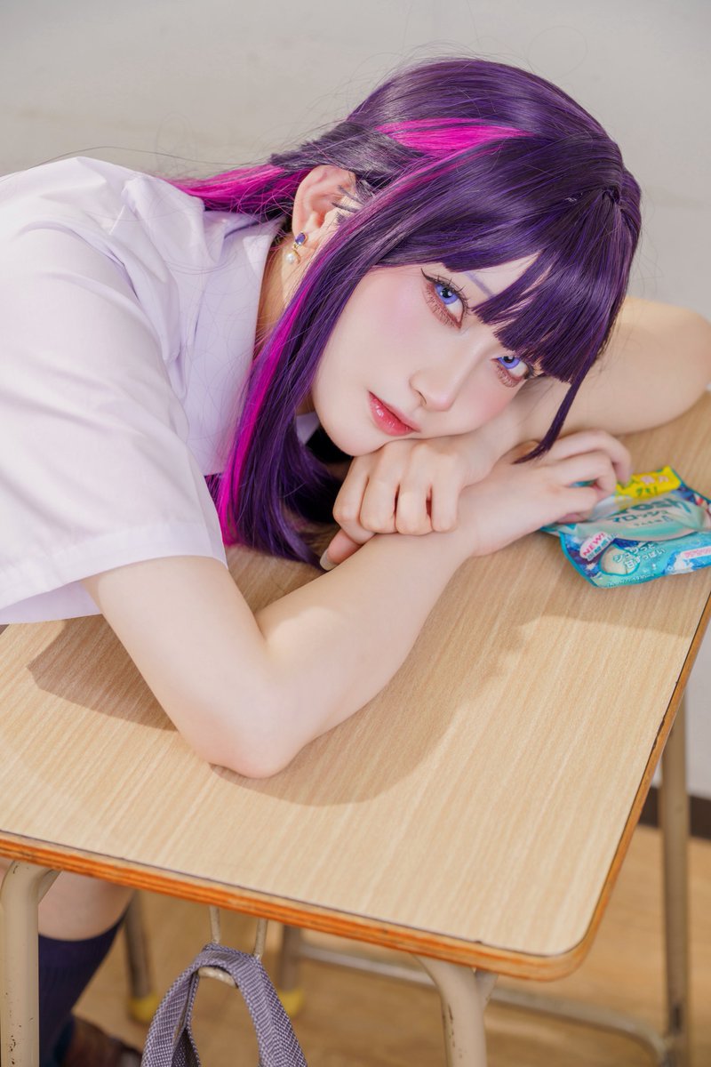 u_yuino's tweet photo. 隣の席のセイレンスさん https://t.co/g36Ibx5Bz3