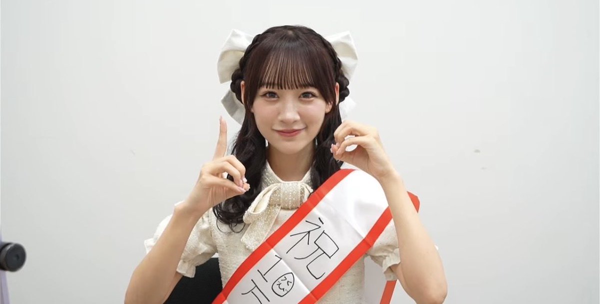 tmtotk's tweet photo. 終わり方含めて素晴らしく様子がおかしいちゃんねるでした💯
莉沙ちゃん可愛すぎました🙆‍♂️ https://t.co/jambmJ3fM4
