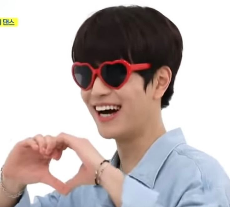 xseungminism's tweet photo. ♡ looking 4 interactive moots!!
#kpoptwt #stantwt 
—
❀ ults: skz, and2ble, zb1
❀  any fandom is welcome
❀ 18, 🇨🇳🇸🇪, she/her 
❀ dni: basic dni, -14 or 25+, edtwt, shtwt etc 

꒰ᐢ. .ᐢ꒱ check my carrd byf: https://t.co/IybJcoPjDg

  ♡ / ↺ = moots https://t.co/VM2UmMhtRJ