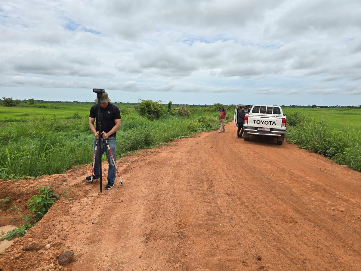 RRVCDP_Gambia's tweet photo. 🚁🌾 Measuring progress from the sky! RRVCDP is using Aerodyne drone technology to scan 3,265 hectares of project land, generating accurate data to track development and cultivation.
#LLF #IsDB #BADEA @LLF_fund
@KSRelief_EN @ABUDHABI_FUND @gatesfoundation @qatar_fund @isdb_group https://t.co/ssGwTYDHfh