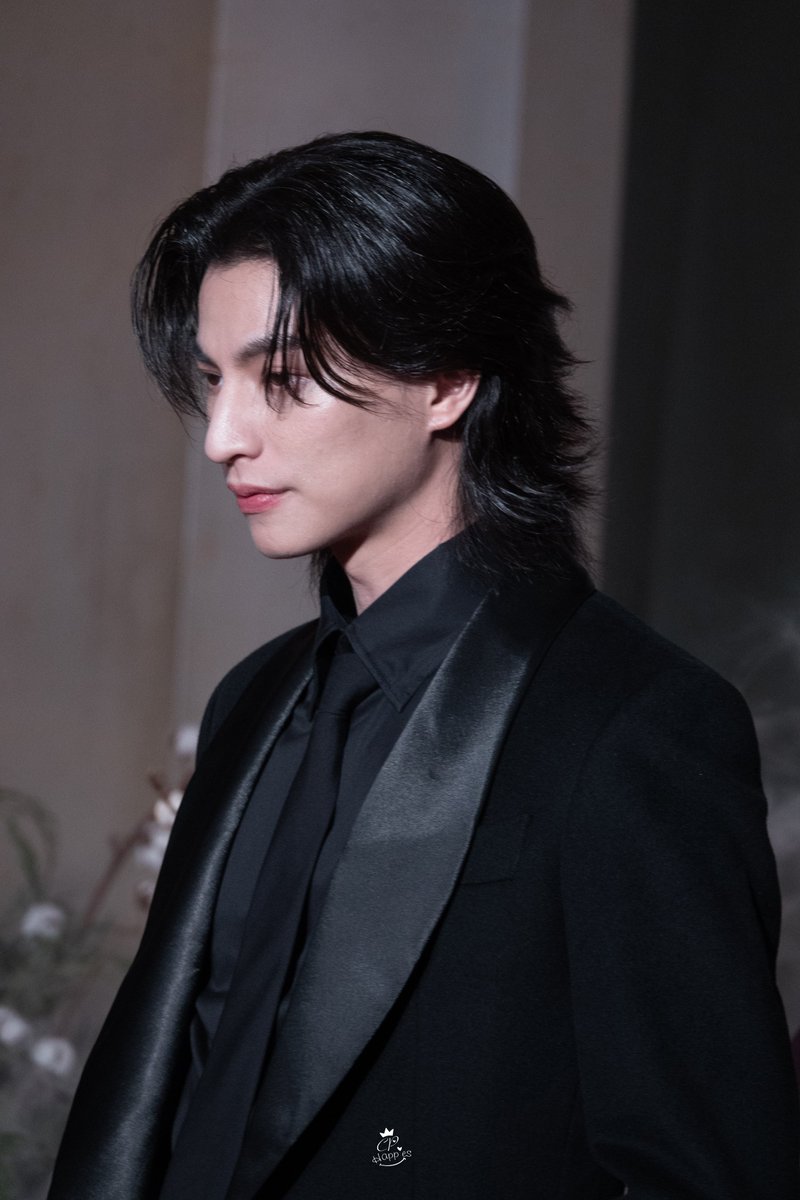 CHOMPOO_HAPPIES's tweet photo. ขุนช้างหล่อมากกก

GULF​ X​ IN​ THE​ NAME​​ OF​ LOVE GALA
#อัศจรรย์วันทองGALA
#อัศจรรย์วันทอง
#GulfKanawut https://t.co/DnPqviB2Vc