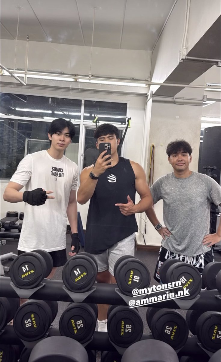 vida_Ton221098's tweet photo. 120kg เลยหรอคับ เล่นระวังด้วยคับ ดูแลตัวเองดีๆนะคับ💙🌱✌️@mytonsrn 
#mytonsrn
#ต้นรักของศรัณญ์
IGs:mytonsrn https://t.co/PWzIAP1QWt