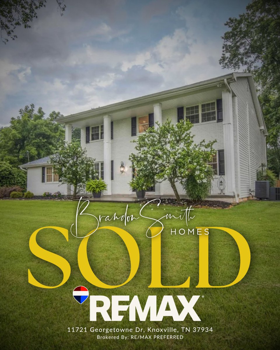 MrBrandonESmith's tweet photo. Two closings. Two sides of the table.
It’s not just about buying or selling. It’s about knowing how to get the deal to the closing table.
Two transactions. Two roles. One commitment to getting it done. It's my thing. And I love being of service!
#ReMaxPreferred https://t.co/HB2vuYT5K1