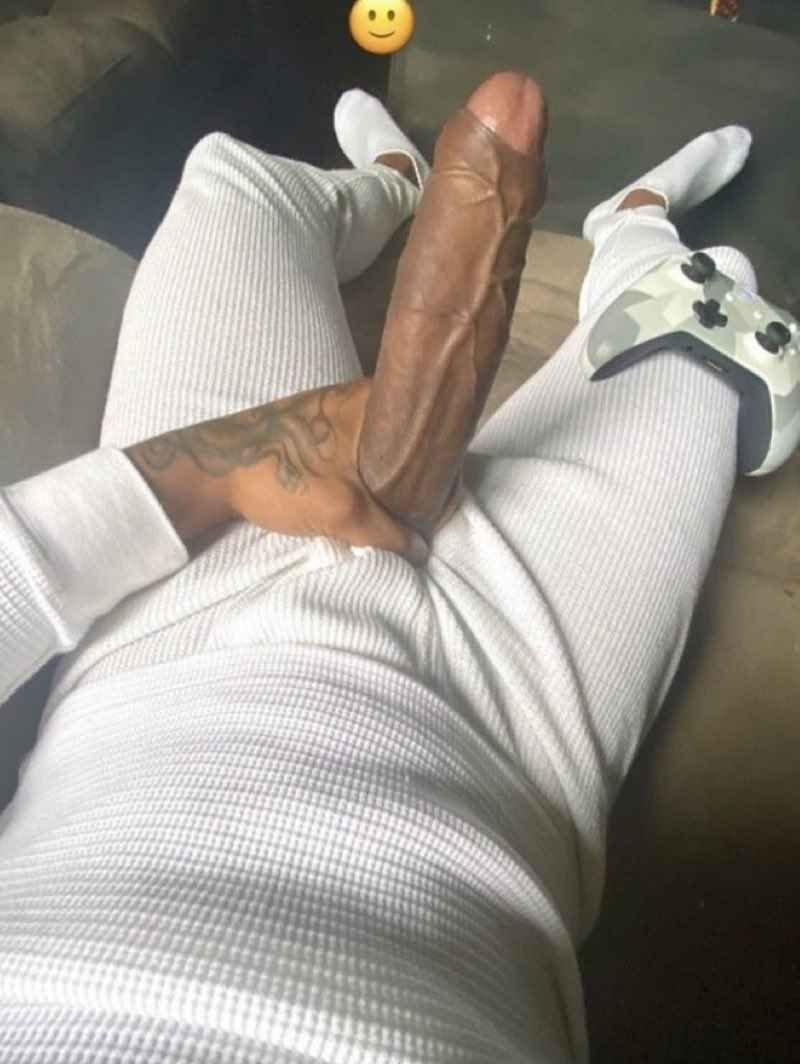 BigGayXxx's tweet photo. MY TYPE🤤👀 https://t.co/bUM6oJKAUJ