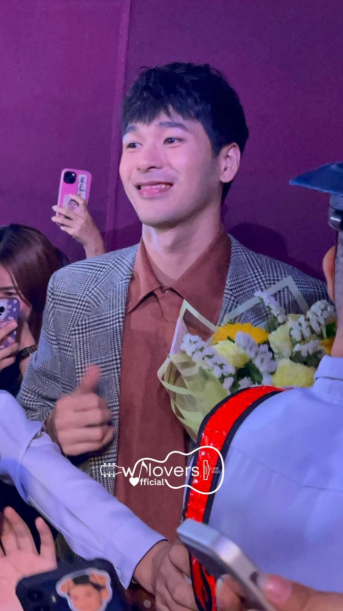 wilovers_ofc's tweet photo. Congratulations on the premiere night @itswilbertross ๐ฉต
THE GUARDIAN PREMIERE NIGHT
#WilbertRoss #MultimediaWonder https://t.co/HG5P8wWohV