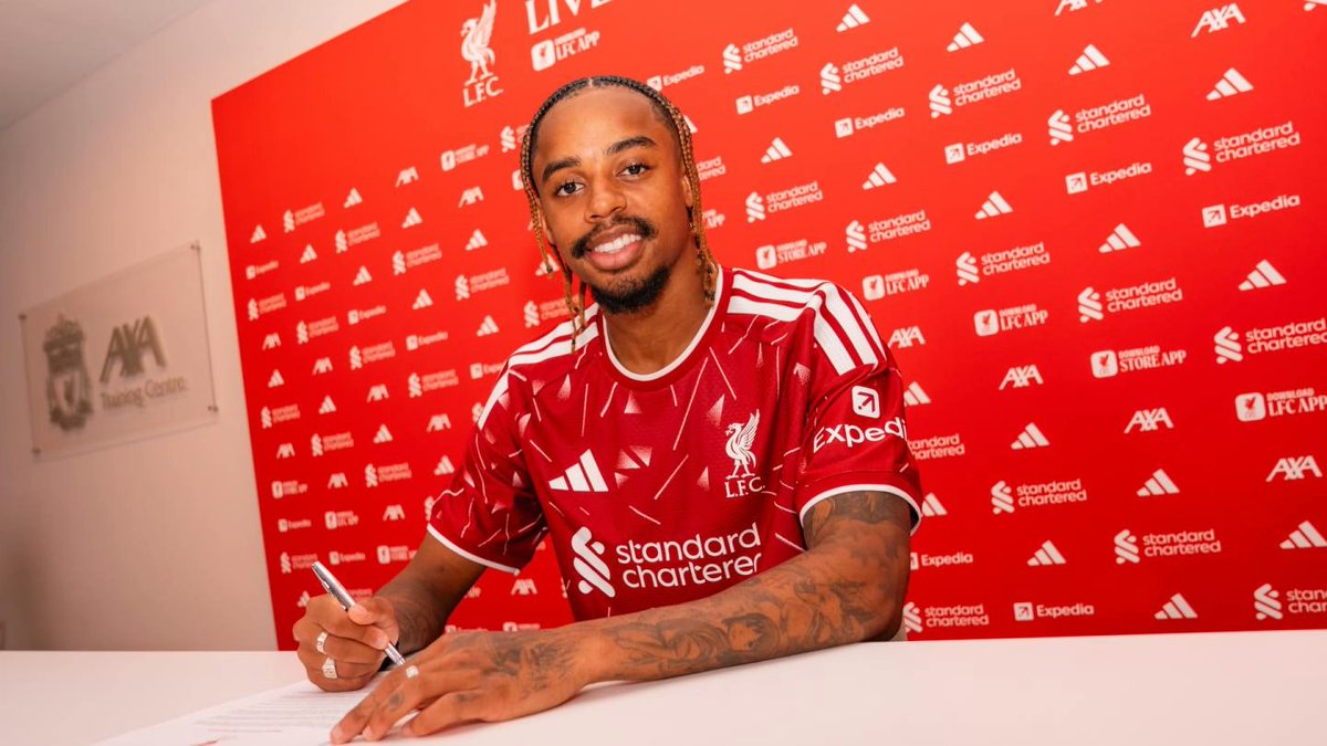 DeadlineDayLive's tweet photo. 📝 𝗗𝗘𝗔𝗟 𝗗𝗢𝗡𝗘: Bradley Barcola has officially joined Liverpool from PSG. £106M fee + £17M in add ons. He's penned a five-year contract. 🇫🇷

(Source: @LFC) https://t.co/te4hZB9fm4