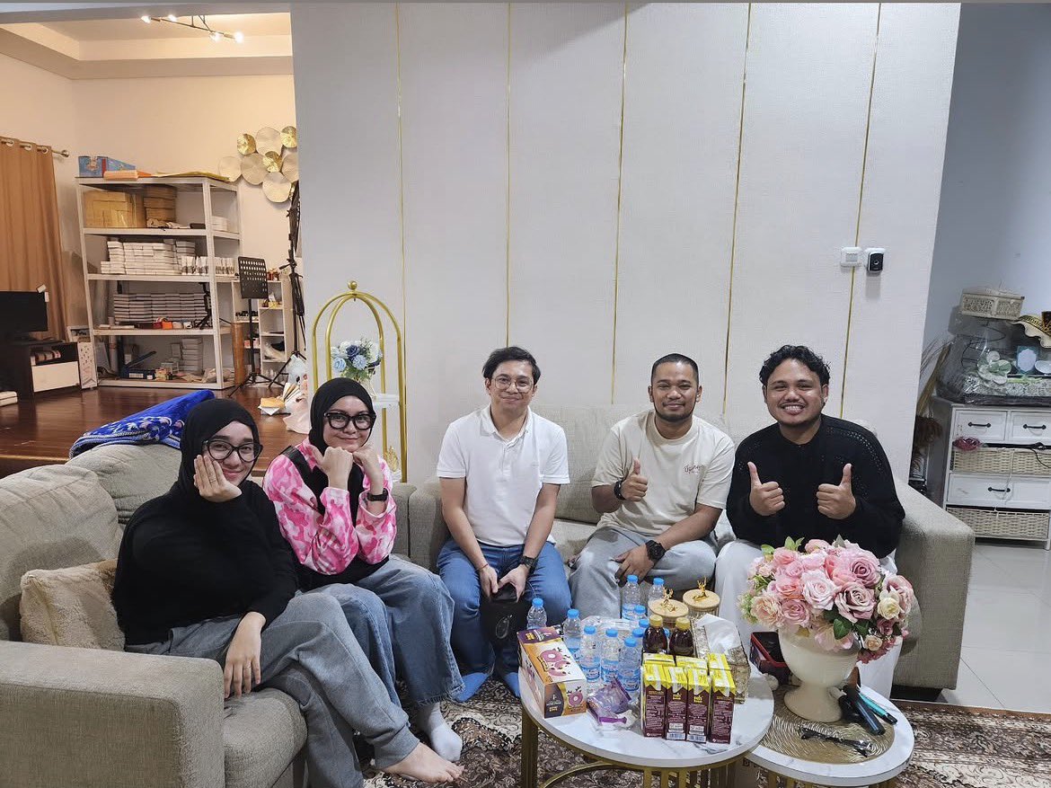 sukagabutgt's tweet photo. nabila salma🥺🫶🏻🫶🏻🫶🏻🫶🏻 https://t.co/qhVKuxNBAy