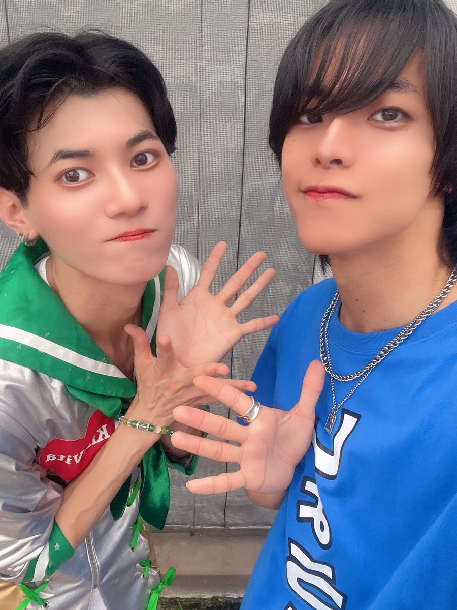 RYLgem_Shota's tweet photo. これもうどれ選んだか忘れた🙂 https://t.co/MMQG05EbZV