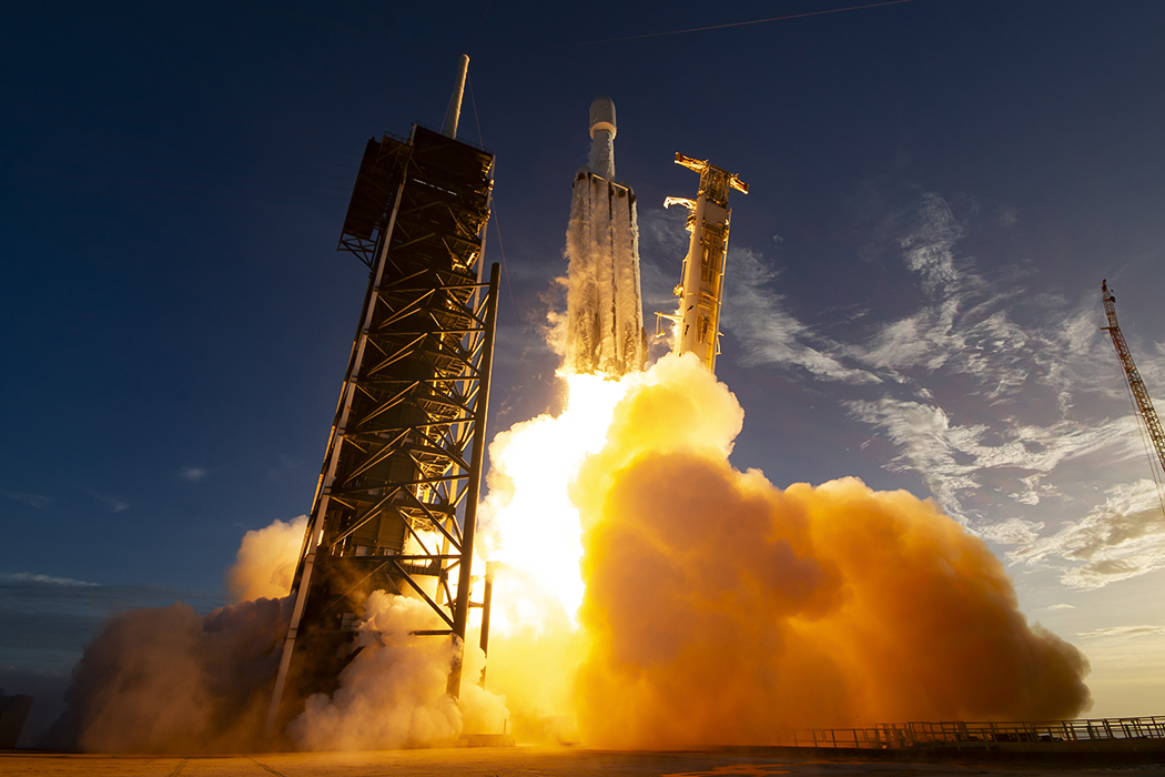 LaunchPhoto tweet picture