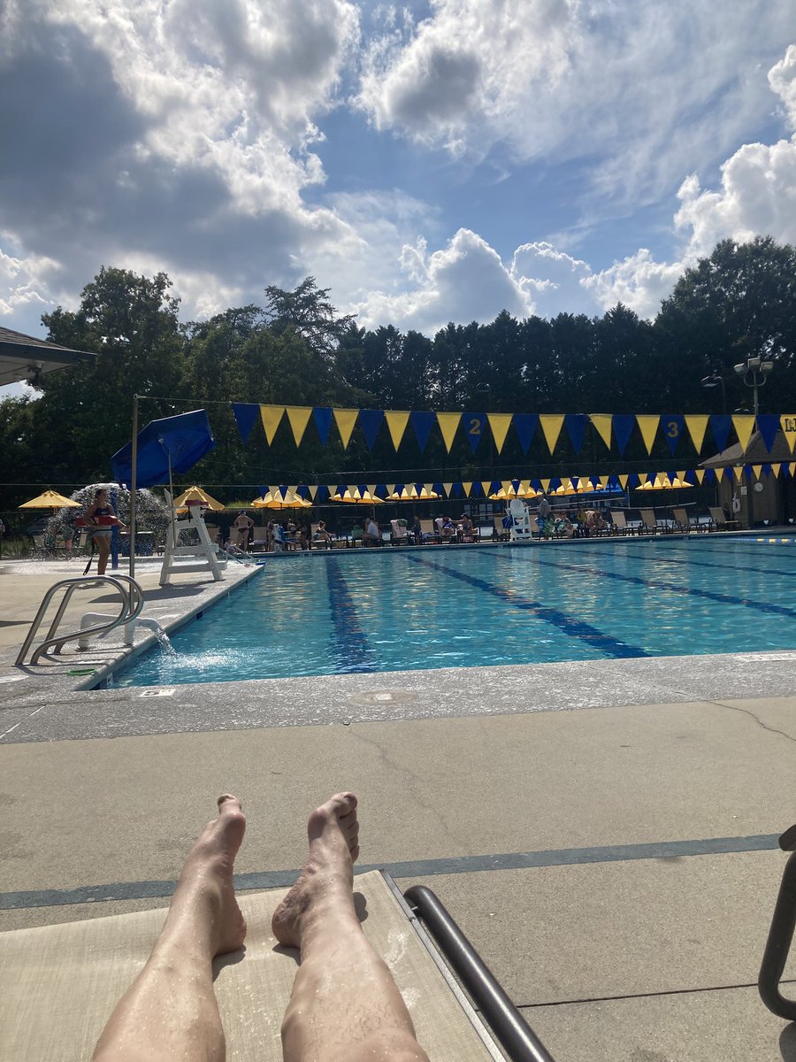 VanderwerffJohn's tweet photo. A weekend fun and relaxing comes back to work routine as Labor Day 2026 is in sight been a fun summer to end it yet a new beginning Fall starts https://t.co/bFtb05qjMi