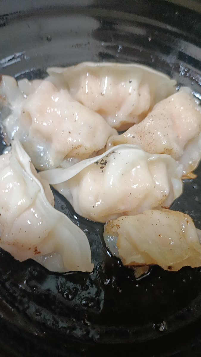 kazeinR's tweet photo. 初海老餃子 https://t.co/9ni0ATj9sO