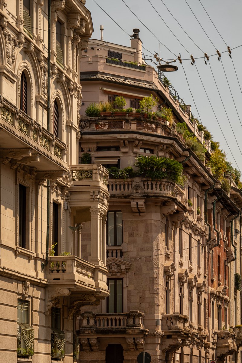 itsrapha83's tweet photo. Milan is so much more than just the Duomo🇮🇹 https://t.co/CLS5MGIXBK