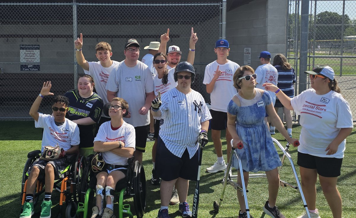 AAbbott2027's tweet photo. Thank you to the Special Stars Baseball Clinic for hosting this event and giving those that may not be able to play the game I love on a traditional team the opportunity to get out and enjoy the game. And thank you for allowing all of the volunteers the opportunity to help out. https://t.co/WvUMLbBHHW