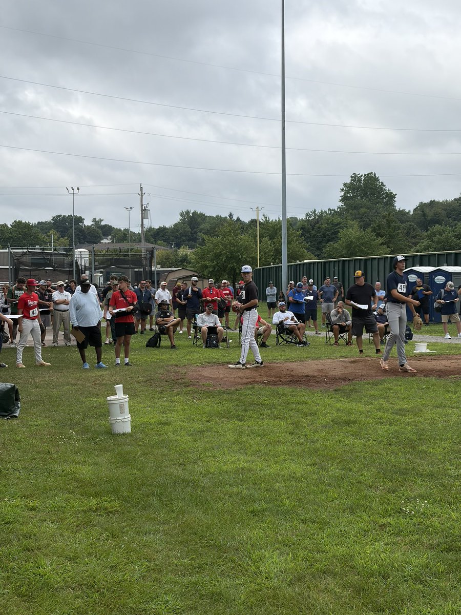 santabaseball1's tweet photo. Santa Showcase Sun Sept 13 Niagara Falls NY

We been doing this for some time now

HS players &amp; JUCO guys be seen
https://t.co/DMgu9XlO5M https://t.co/MB4FttF2zM