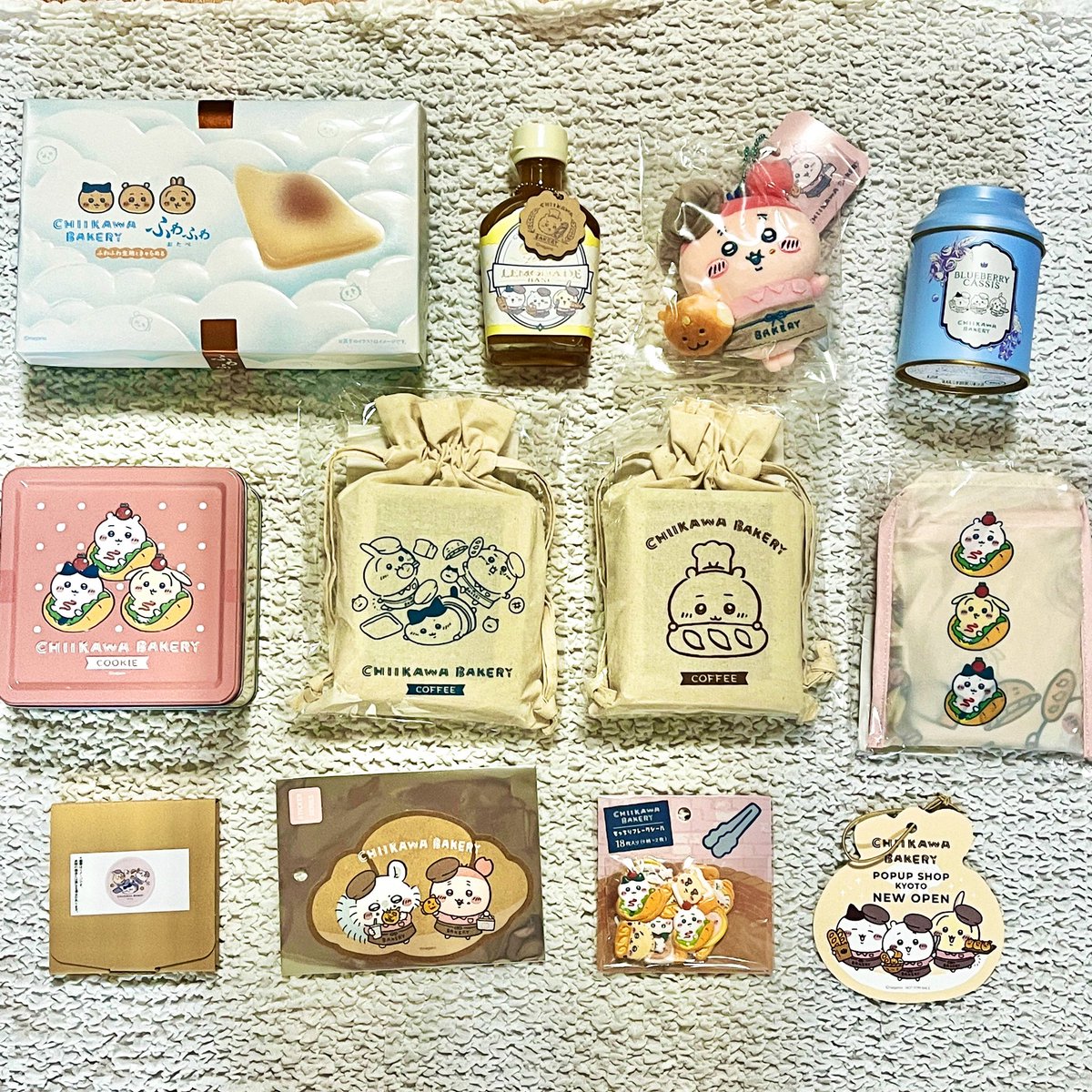 kurumi_bungu's tweet photo. ちいかわベーカリーで散財して、親友とご飯に行った日の日記
ずっと買って満足してたKITTAを初めてデコに使えた💐
#手帳デコ #手帳タイム #hibino https://t.co/qzLUZIoSFh