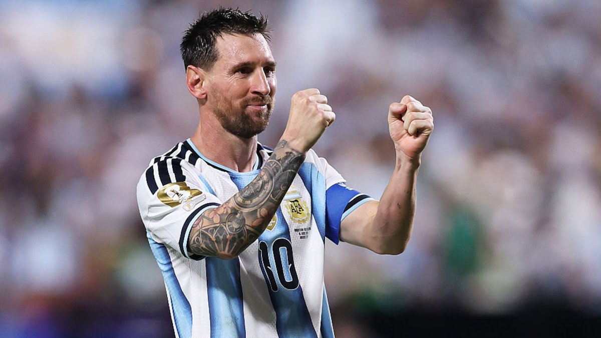 TheCricketReel's tweet photo. 20 Years. 207 Caps. 125 International Goals. 🇦🇷

Lionel Messi officially retires from international football as Argentina's absolute greatest https://t.co/9YDlba9Qip