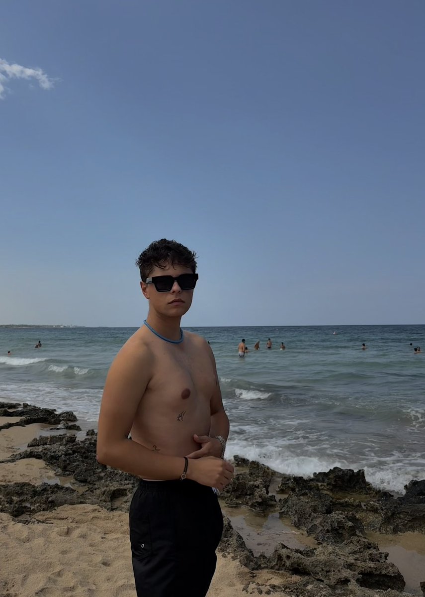 franclopo's tweet photo. 🌊 https://t.co/MEZcM23flt