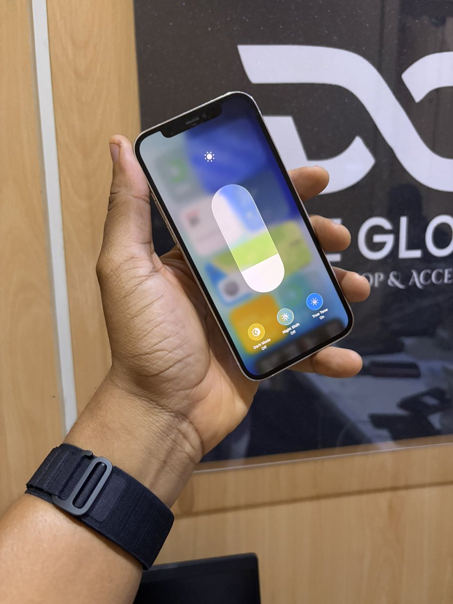 dabz_global's tweet photo. Deal‼️Ihpone 12 pro 256gb with 85% battery capacity! Screen and all parts are excellent! Face ID works 

Price: N330,000

Account: 8232100166 Dabz Global Biz Ven  Moniepoint 

Payment on deals are binding! We will not refund or repost, if you have “changed your mind”. We will refund/ come to an agreement according to your wish, if the description of what we posted is different from what you received.  Please be sure you want this before payment. RESPECT THE PROCESS‼️    

Nationwide Delivery 🚚📦