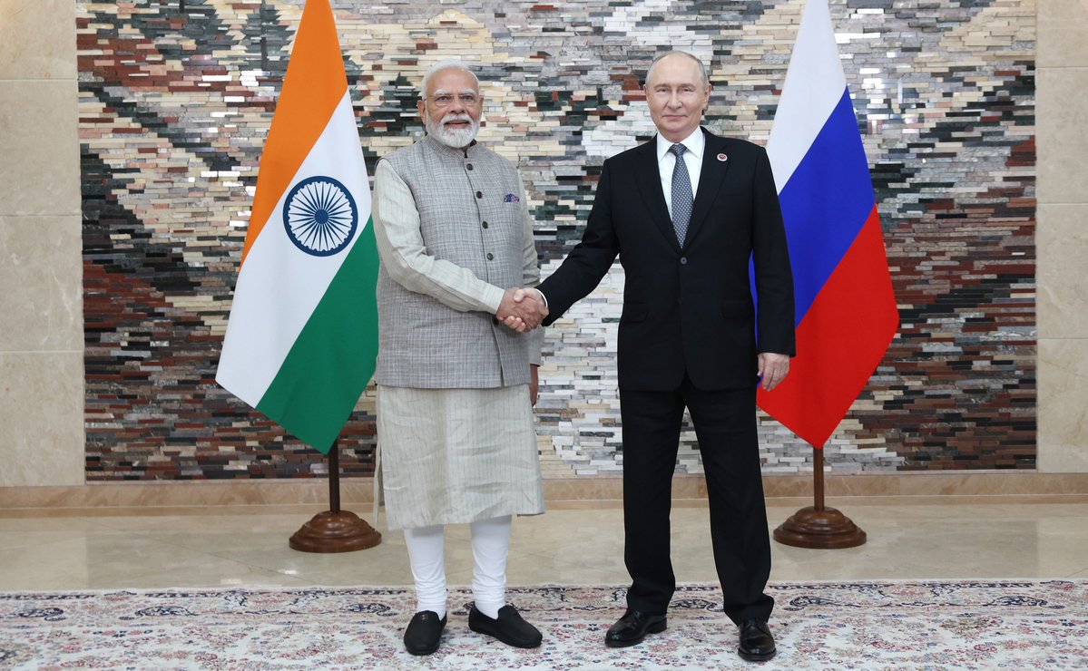 mfa_russia's tweet photo. 💬 President Vladimir Putin to Prime Minister @narendramodi:

I am pleased to note that #RussiaIndia relations continue to strengthen on the principles of a special &amp; privileged strategic partnership.

https://t.co/wZfGlXPrMU

🇷🇺🇮🇳 #DruzhbaDosti https://t.co/NzEMTf5V2H