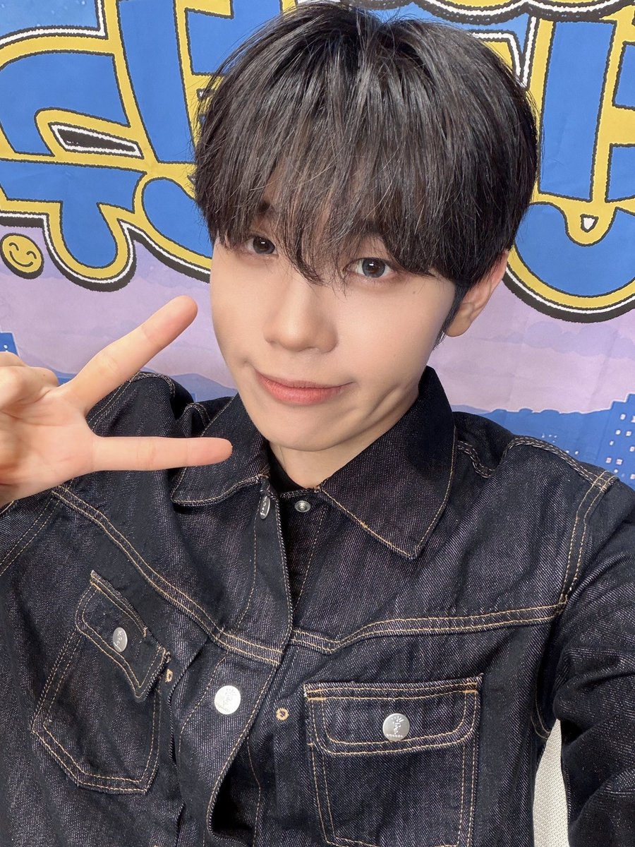 ZB1_official's tweet photo. 260831
MBC FM4U <제로베이스원의 친한친구>

#ZEROBASEONE #ZB1 #제로베이스원 
#KIMTAERAE #김태래 https://t.co/TsR6STLNnp