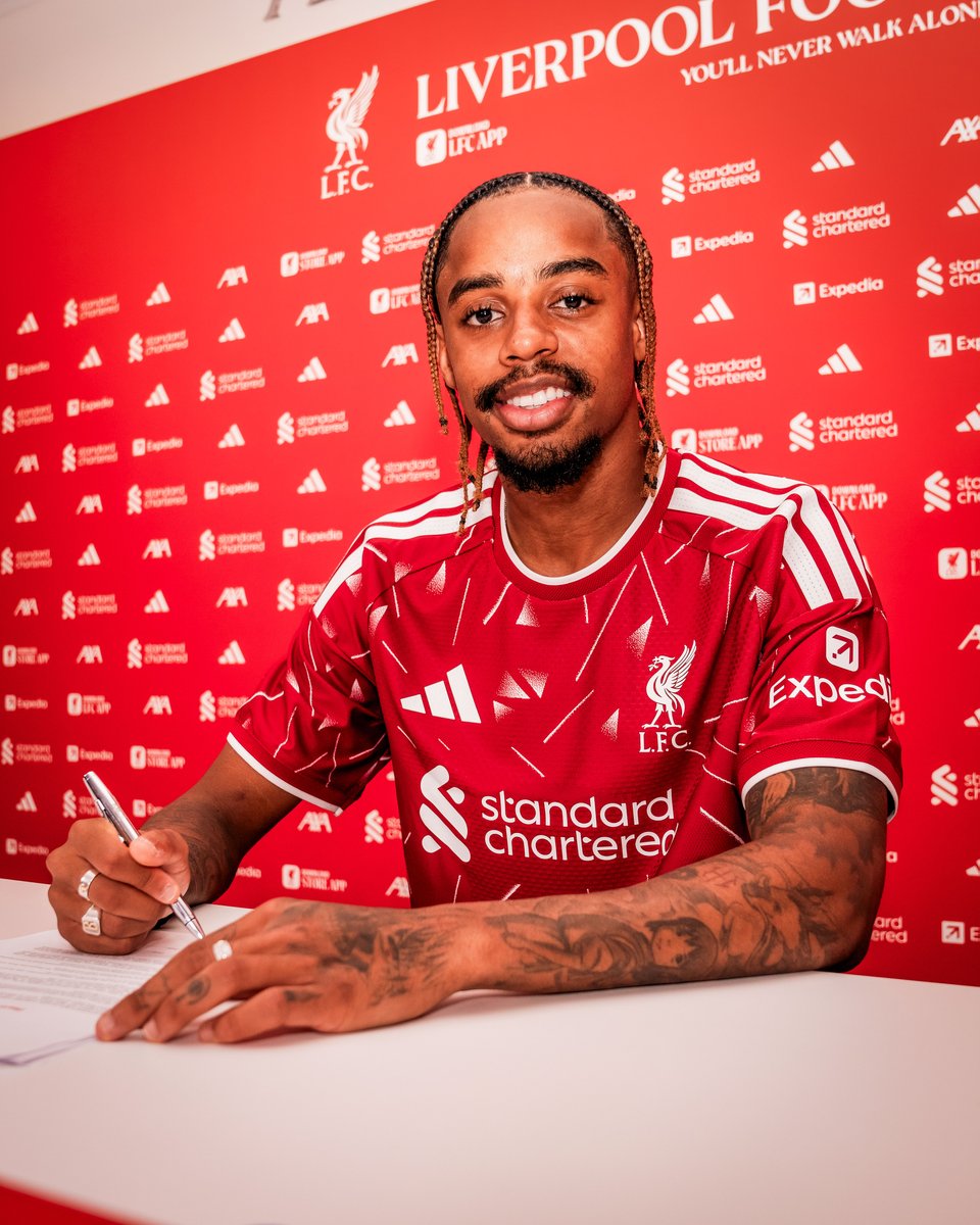 brfootball's tweet photo. Bradley Barcola is officially a Liverpool player 🔴🇫🇷 https://t.co/quvt5UNMIt