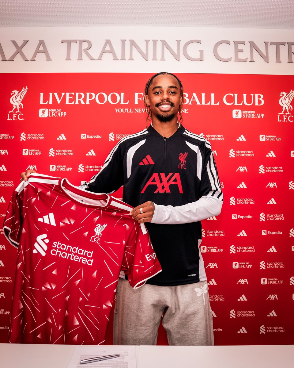 brfootball's tweet photo. Bradley Barcola is officially a Liverpool player 🔴🇫🇷 https://t.co/quvt5UNMIt