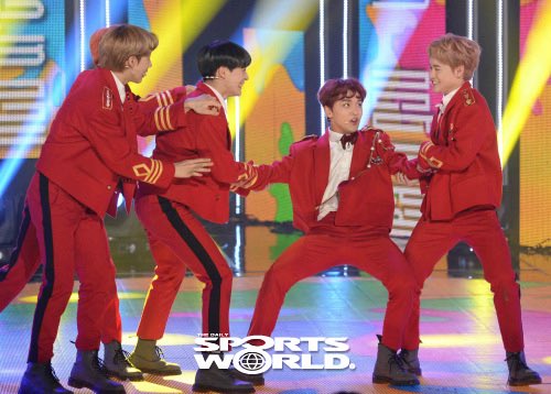 QuQ_0's tweet photo. ㅋㅋㅋㅋㅋㅋㅋㅋㅋㅋㅋㅋㅋㅋㅋㅋ 불안곰 https://t.co/ca4CLQAodx