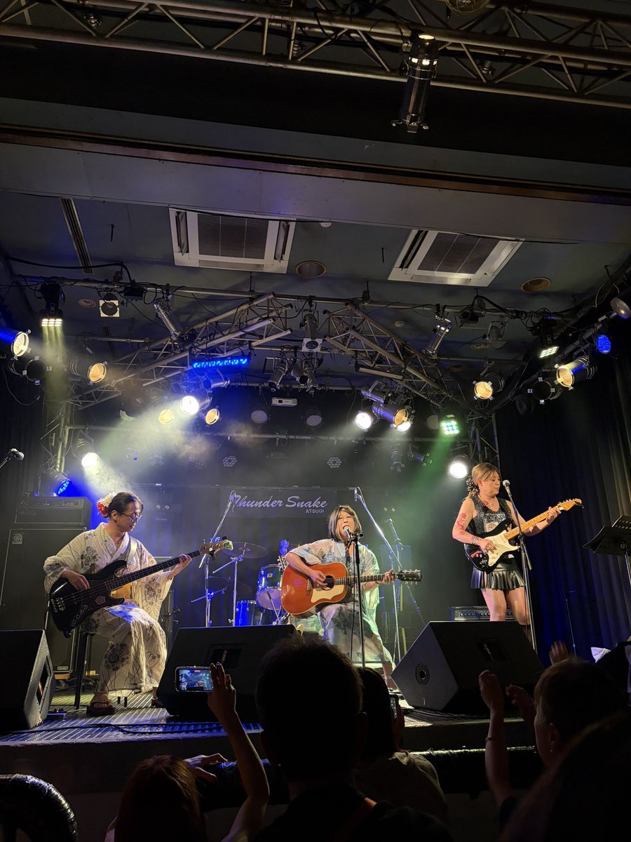 yui_ha_jyoso's tweet photo. 「夏のロックフェス」
ご来場くださった皆様
ありがとうございました💕
最高に温かいご声援
心より感謝申し上げます😘

ご共演くださった
素晴らしいバンドの方々
親身にサポートいただいた
会場関係者の方々
ありがとうございました
再開を楽しみにしています😘💕 https://t.co/tMxbxMfPOc