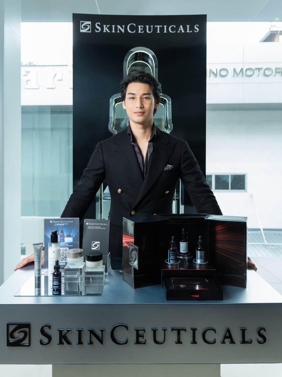 littlef48784688's tweet photo. @Nnattawin1 #ApoNattawin
#SkinCeuticalsTHxAPO
#SkinCeuticalsTH #CavallinoMotors
#SkinCeuticalsPartner
Handsome https://t.co/R6dTSYScMU
