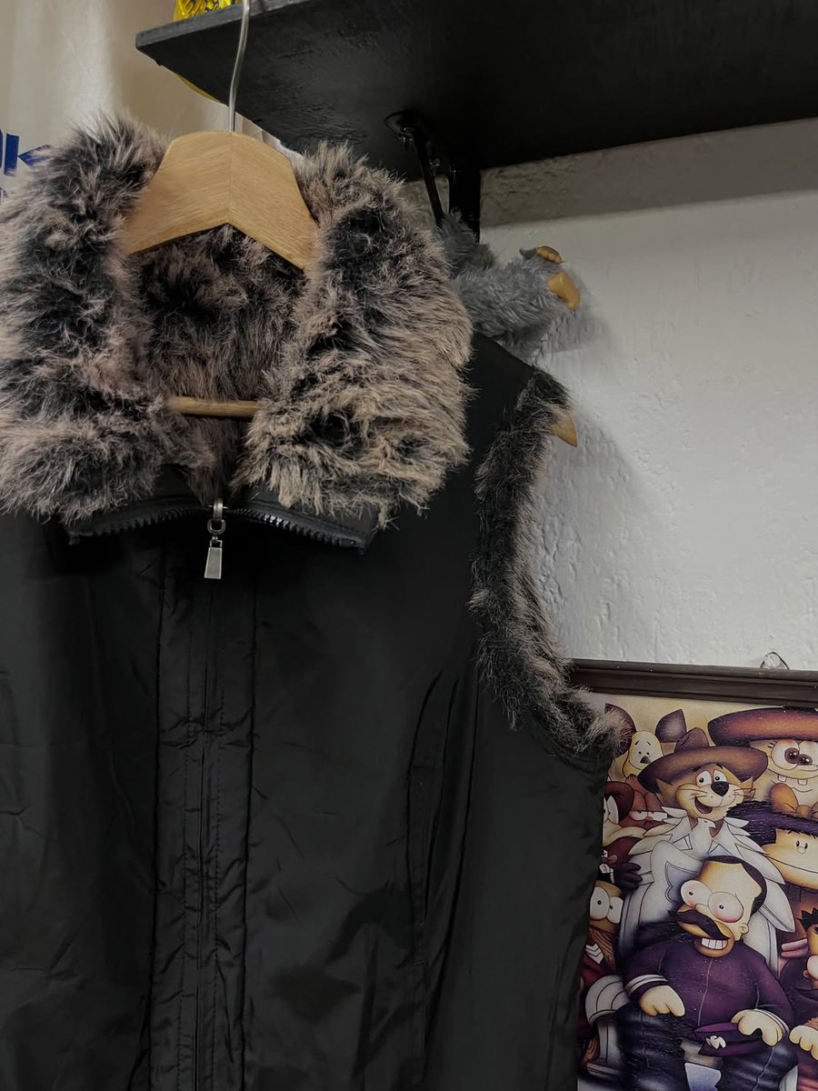 BarrettZahvca's tweet photo. Reversible Y2K vest for women 
Size M 
Condition: 9/10 

Available now. Delivery throughout Mexico City and shipping nationwide. Card payments accepted, including all major credit cards. Send a message to purchase directly or for more information https://t.co/7g1IO6zPu9