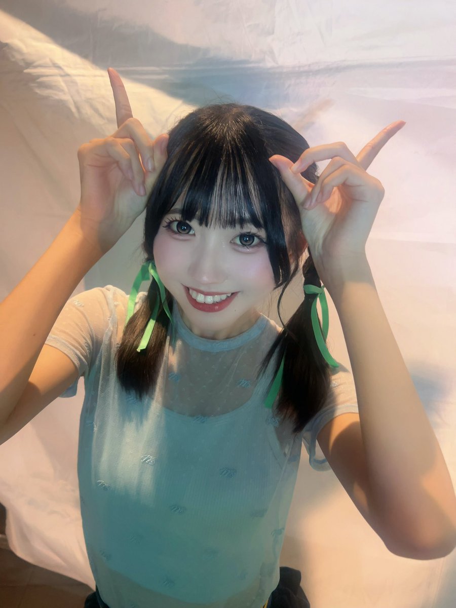 ruka_mun222's tweet photo. 「#0831ありがとう」
in ダイバーシティ東京 プラザ フェスティバル広場フリーイベント
ーみんなの記憶と光で、この場所を見送ろうー

2日間ありがとうございました🌟♡
沢山の素敵な思い出と出会いをくれたユニコーンガンダム。
ライブを重ねるにつれ、この場所が大好きになりユニコーンガンダムの立像を前にしてライブするのが楽しみになっていました🥹💭
展示の最後を迎える特別な日に、皆さんと一緒に時間を過ごせたことがとても嬉しいです✨️
コールも沢山聞こえてたよ！ありがとう！

赤のペンライトがすごく綺麗で、、！
幸せな時間でした⋆✦
#ユニコーンガンダム #リンプラ