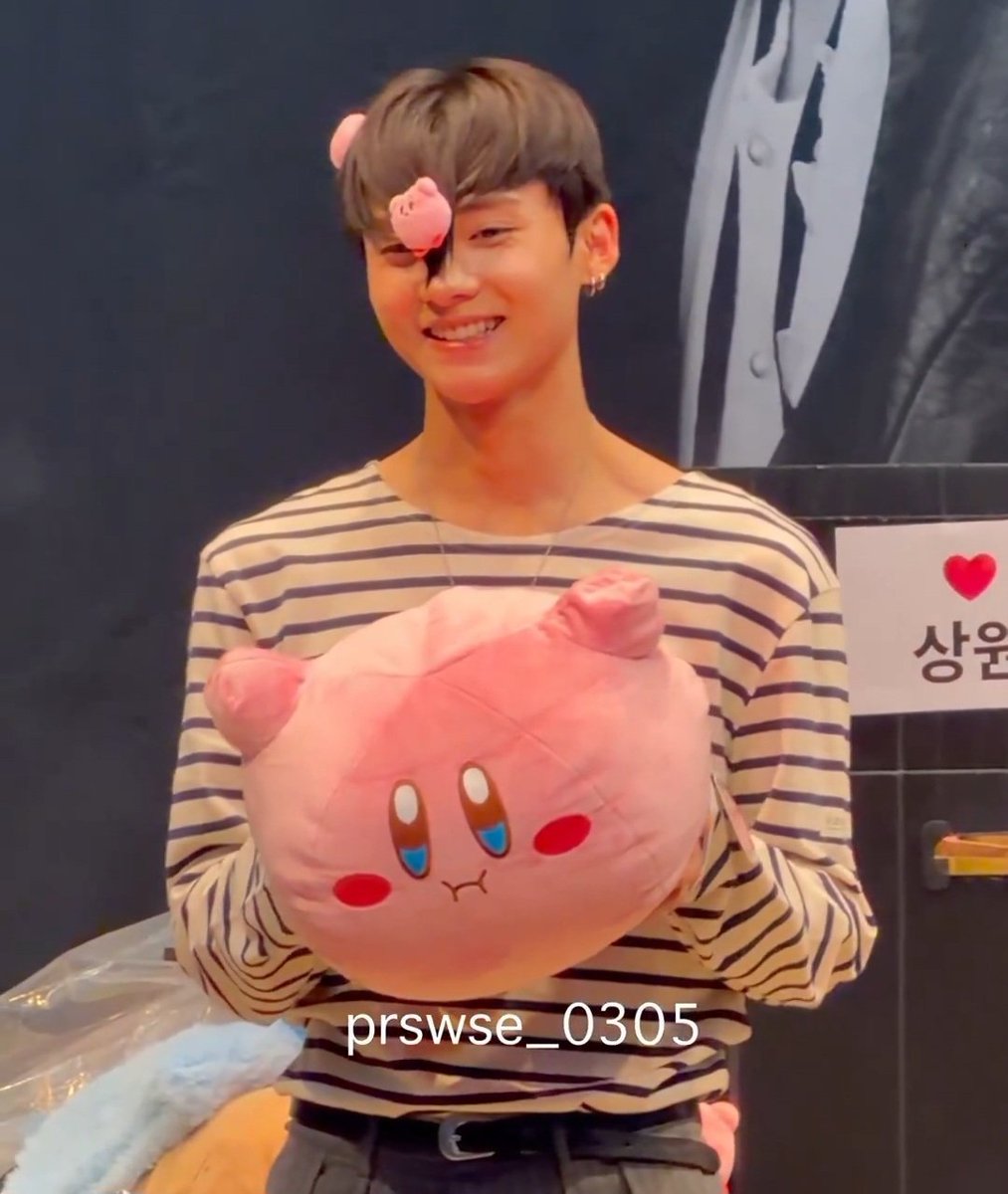 19wons's tweet photo. SILLY SANGWON WITH HIS KIRBY HIS HAIR 😭😭😭 https://t.co/rg4ylZzPXb