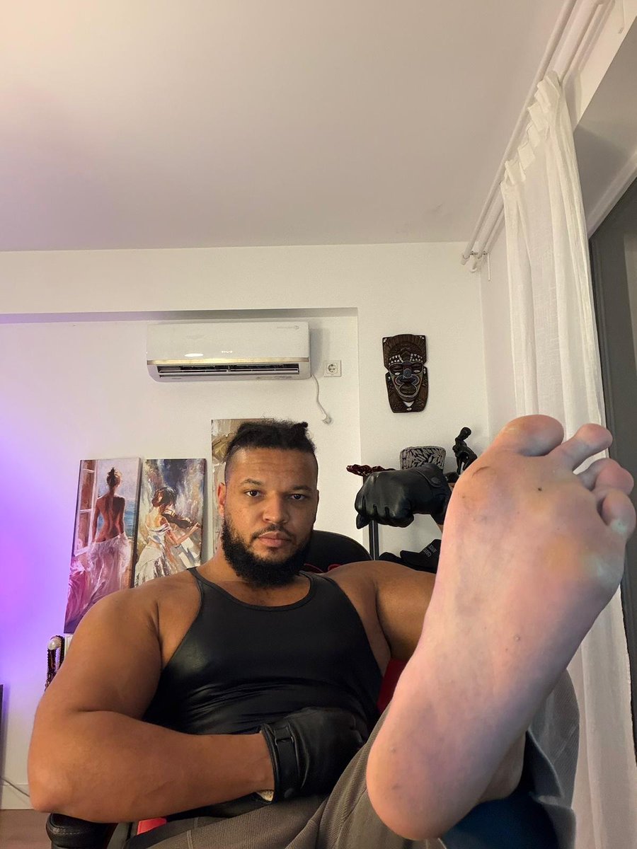 1Lord_Kingsley's tweet photo. PICS AND VIDS FOR SALE FROM REAL MEETINGS !!!   Online for a while ON -->   https://t.co/NWXZfECzJW Telegram ID ->

@LordKingsley

Teams ID : lordkingsleyy@gmail.com / aldenalden54     I accept gifts on ->>>> PAYPAL :     
     yesitsnicetomeetme@hotmail.com  -    
>https://t.co/0UDTEdAk0o  -   
>https://t.co/LQuVz35Tr2  -  
>https://t.co/VCM1Rd6QVS 

#musclegod #cashmaster #cashslave #tribute #worship #findom #dominant #alphagod #muscleking #feet #feetslave #malefeet