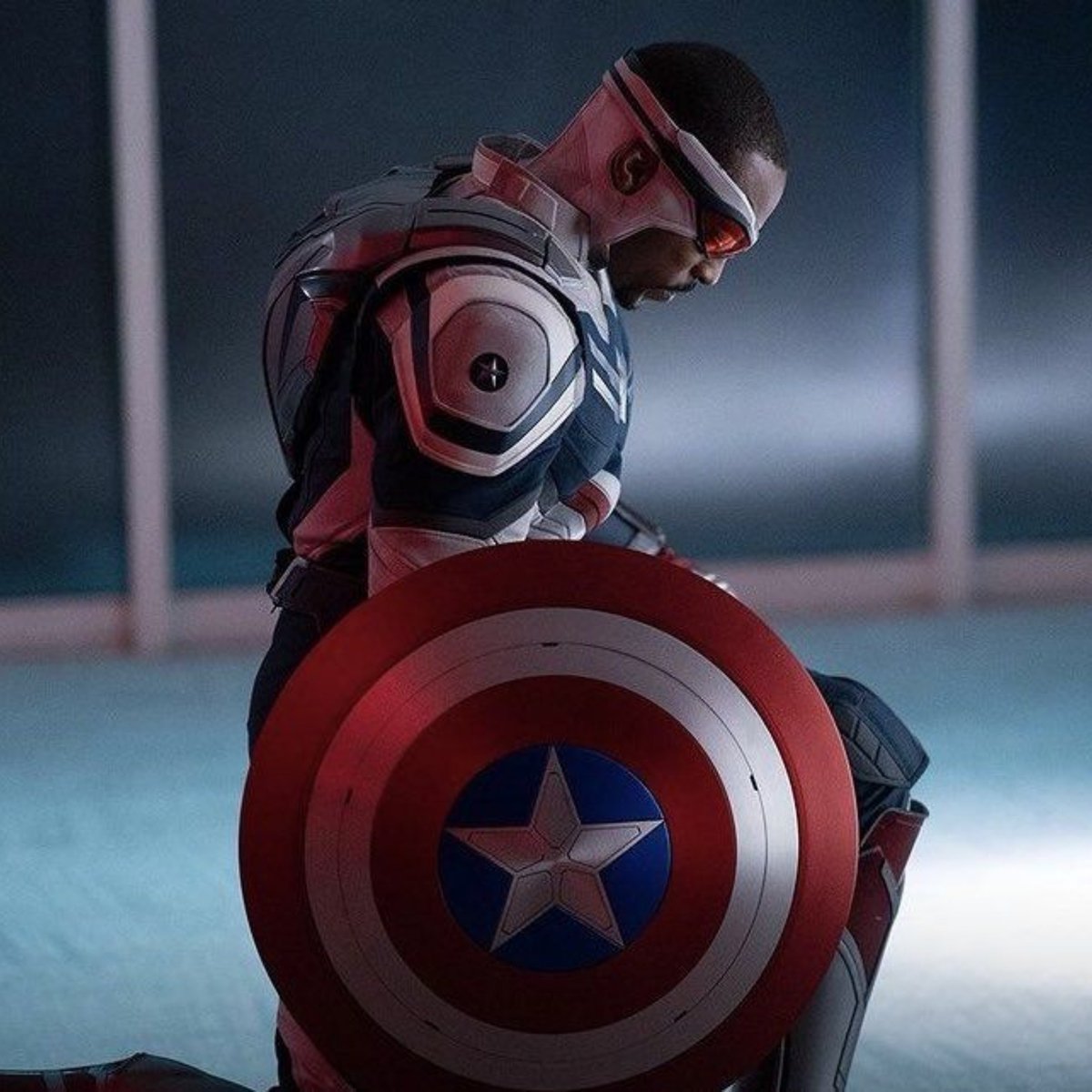 nianeedshelp's tweet photo. sam wilson previously being a trauma and PTSD counselor for military veterans is so fitting because yeah, that man is an angel who spent his whole life helping other people and still continues to help them. i love you sam wilson. https://t.co/LFbPisj68G