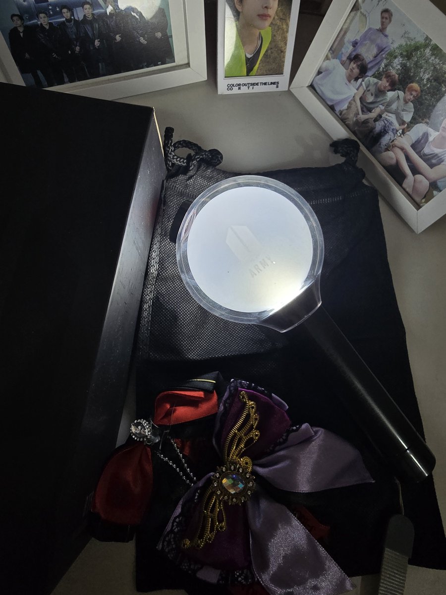 Midnightwonw_'s tweet photo. wts lightstick armybomb ver se official 
Free 2 pita  

Minus photocard
💰400k
📍Karawang
📦 bisa 🍊 

wts ls armybomb se lightstick bts kpop merchandise wtb ina https://t.co/sXUX0SIkaJ