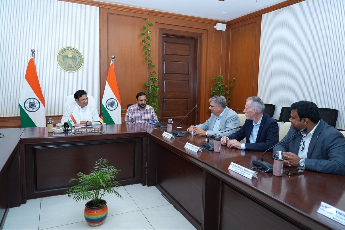 OffDSB's tweet photo. Met a delegation of the German Indian Business Alliance (GIBA), led by Kelsterbach Mayor Manfred Ockel, and discussed opportunities for German companies in Telangana, particularly in semiconductors, advanced manufacturing, electronics and precision engineering.

We discussed the possibility of a Telangana Germany logistics corridor to improve trade links and make it easier for Telangana exporters to reach Germany and the wider European market.

Our Government is committed to bringing more German technology, investment and manufacturing to Telangana and building a stronger partnership with German industry.

#german #technology #investments #telangana
