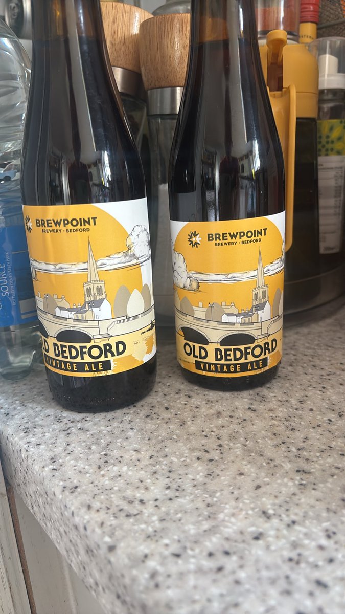 BikesnAle's tweet photo. @NigelSommelier @BrewPoint Went to the brewery yesterday and got a Noggin &amp; Old Bedford. Yet to try these https://t.co/LYxtcKCJFh