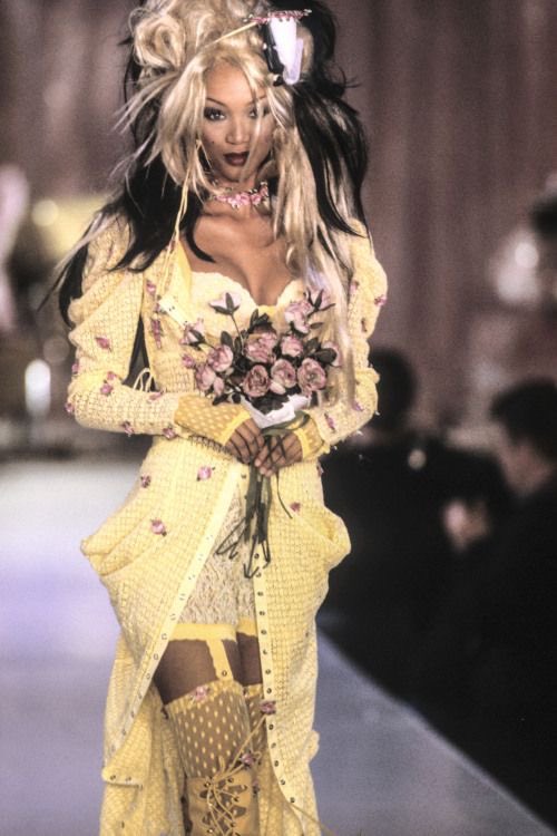 luchikdoll's tweet photo. betsey johnson, s/s '94 https://t.co/2aEE7Ylsu5