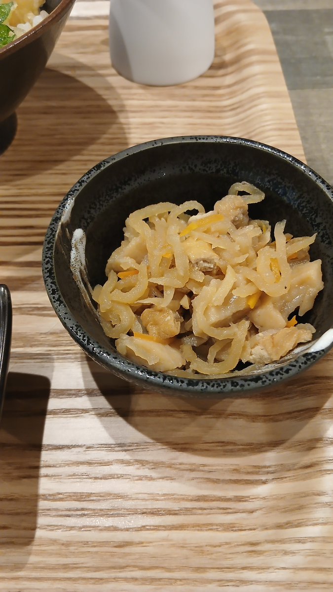 chala7756's tweet photo. 本日は「十割舞そば　忠庵」さんでお食事
実はここ結構通ってます。
僕の一番のおすすめは十割そば&amp;天丼が最強ですが、お店のおすすめはかき揚げ&amp;十割そばですー
イオン川口さんからそんなに遠くないので埼玉県来た際は是非行ってみてー
#十割そば　#川口　#忠庵　#埼玉県　#天丼 https://t.co/RGD4lEYwOJ