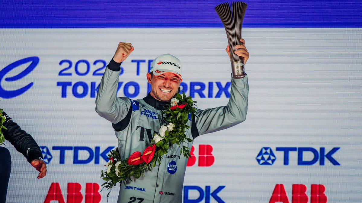 SoyMotor's tweet photo. 🆕Elegimos y clasificamos a los 12 mejores pilotos de la temporada 12 de #FormulaE 

12. Sébastien Buemi🇨🇭
11. Nico Müller🇨🇭
10. Nyck de Vries🇳🇱
9. Edoardo Mortara🇨🇭
8. Taylor Barnard🇬🇧
7. Pepe Martí🇪🇸
6. Nick Cassidy🇳🇿
5. Mitch Evans🇳🇿
4. Oliver Rowland🇬🇧
3. Pascal Wehrlein🇩🇪
2. Jake Dennis🇬🇧
1. António Félix da Costa🇵🇹

📝Ranking en base a un análisis exhaustivo de todo el año... algo de opinión para decidir el orden final de un muy igualado 'Top 5'

🤔¿Cuál es el vuestro?